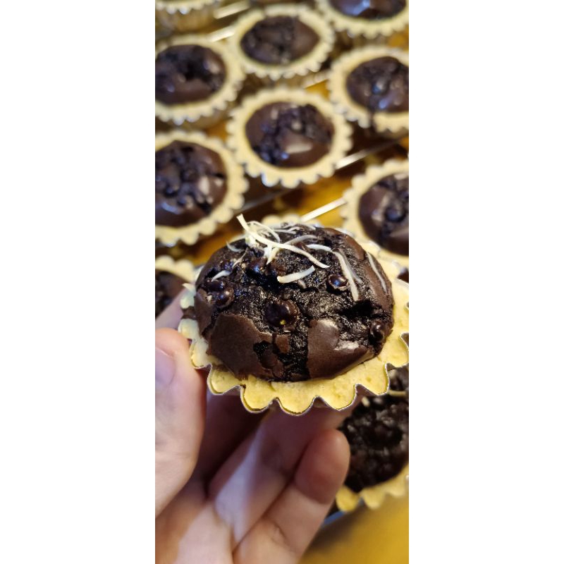 

PIE BROWNIS isi 12 (Super Nyoklat)