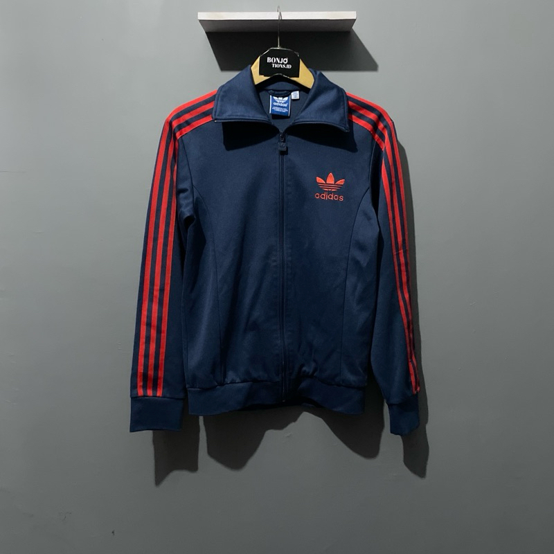 tracktop adidas europe dublin second preloved thrift