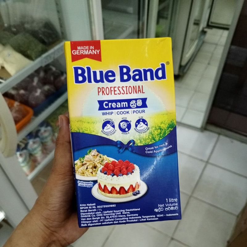 

BLUEBAND WHIPCREAM/ BLUE BAND WIPPY CREAM / BLUEBAND 1L/BLUEBAND COOK/WHIP/POUR