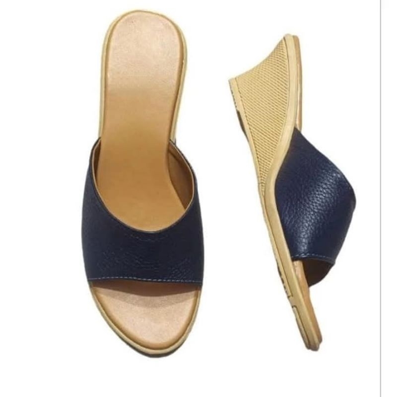 sandalpapirut hak tinggi tinggi