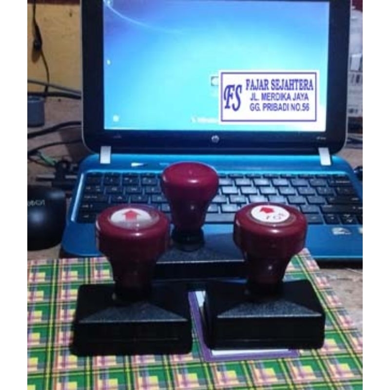 

stempel kotak 30x50mm dan 32x44mm,stempel warna,stempel flash