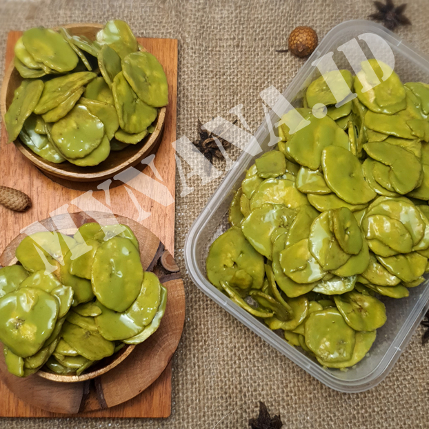 

MYNANA KERIPIK PISANG MACHA KEMASAN THINWALL 500ML BERAT 160 GRAM