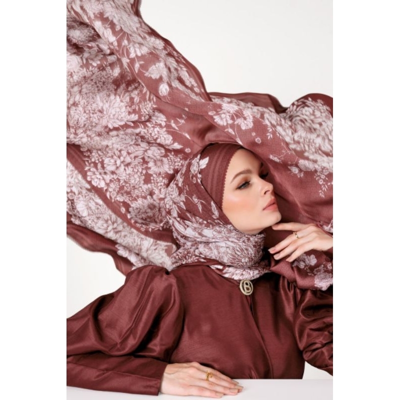 Buttonscarves Florescent Square Series in Russet and Hibiscus