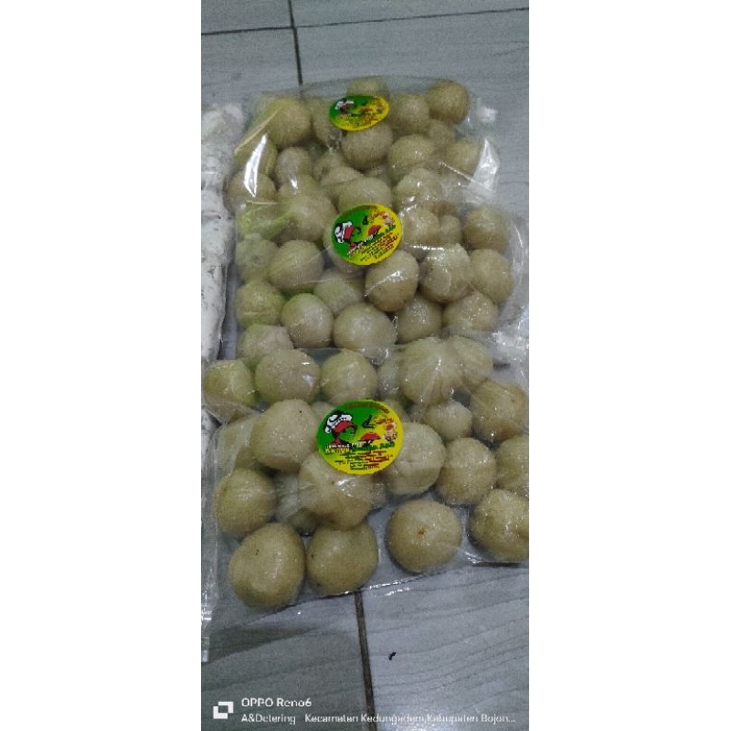 

Cilok empukkk ( ISI 30 biji )