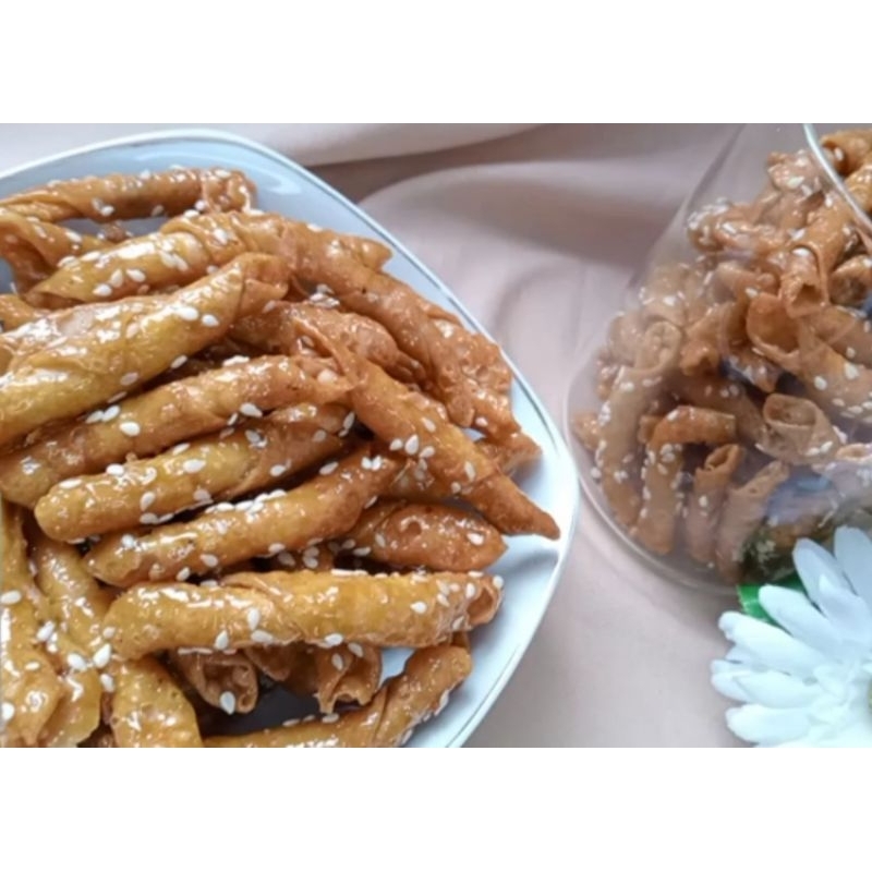 

KUE KACANG SEMBUNYI KARAMEL/MANIS 200GR