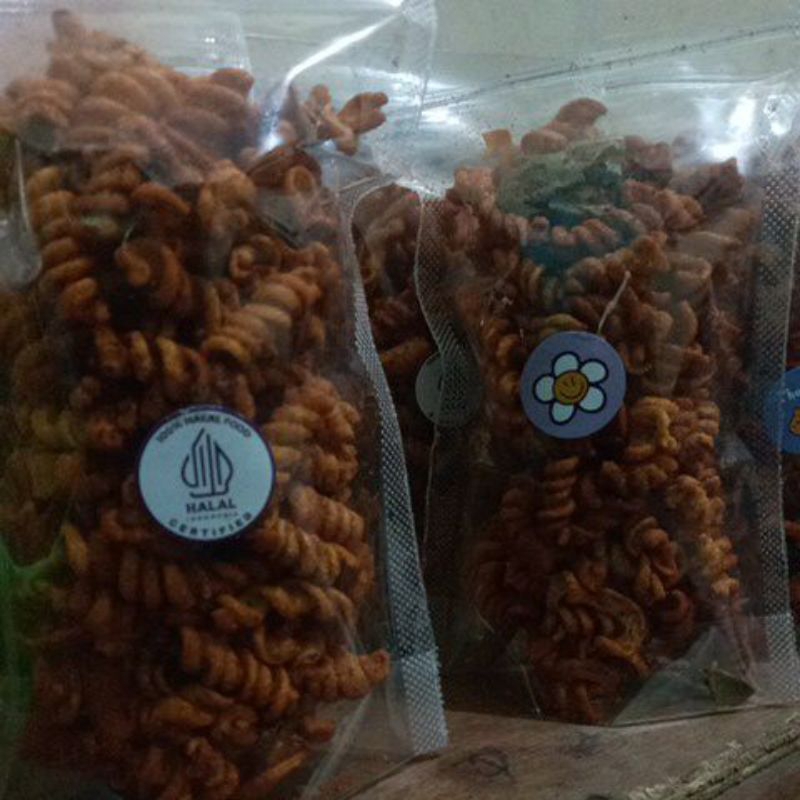 

makaroni spiral pedasss