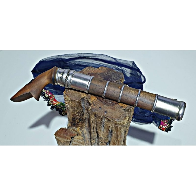 BADIK LUWU KONTENPORER PANDO JUNJUNG DRAJAT