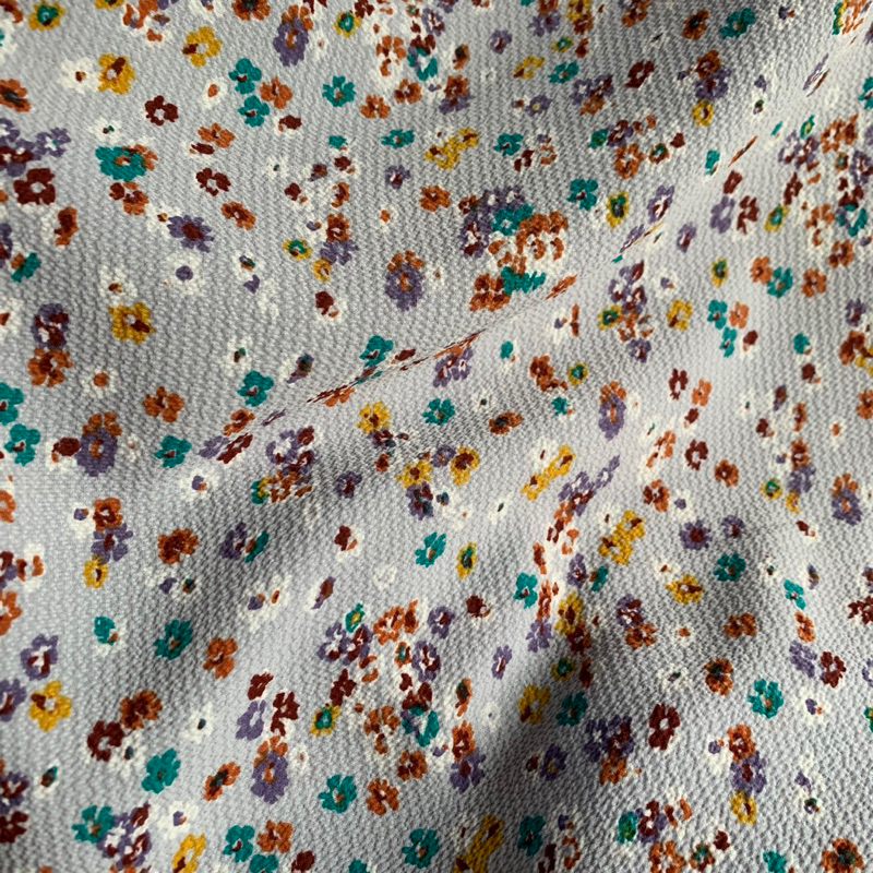 kain crinkle buble crepe motif bunga - kain buble crinkle motif bunga - kain buble motif bunga kecil
