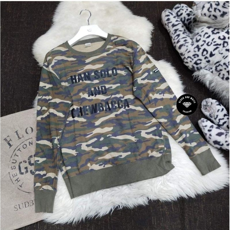 Uniqlo Camo sweatshirt