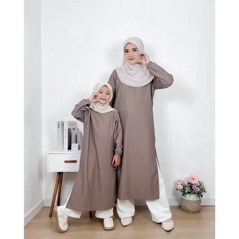 Kamia Long Tunik Knit Couple Ibu Anak / Baju Couple Ibu Dan Anak Perempuan / Midi Dress Couple Ibu A