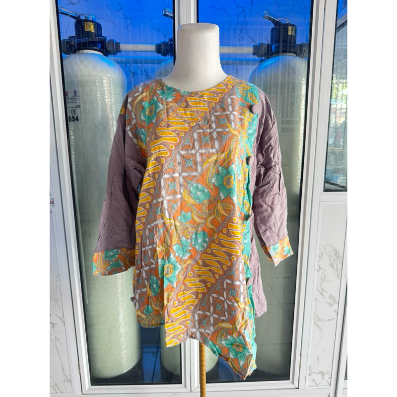 PRELOVED ATASAN BLOUSE BATIK WANITA MAKASSAR
