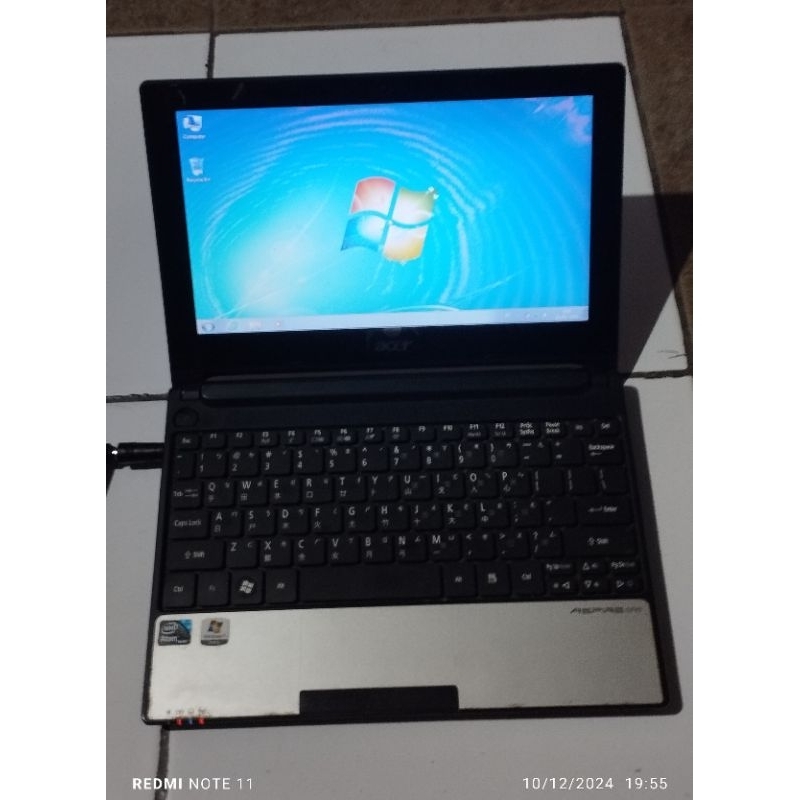 Notebook Acer Aspire One D255E Intel Atom DDR3 kondisi lcd ada warnah merah, Baterai drop & Tidak ad