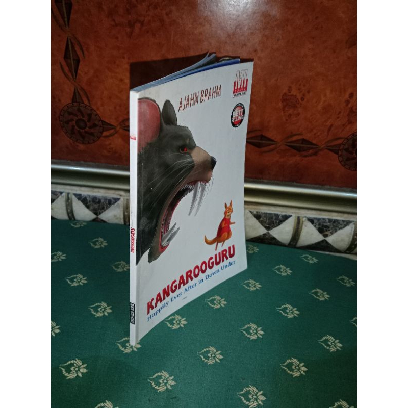 KANGAROOGURU - AJAHN BRAHM