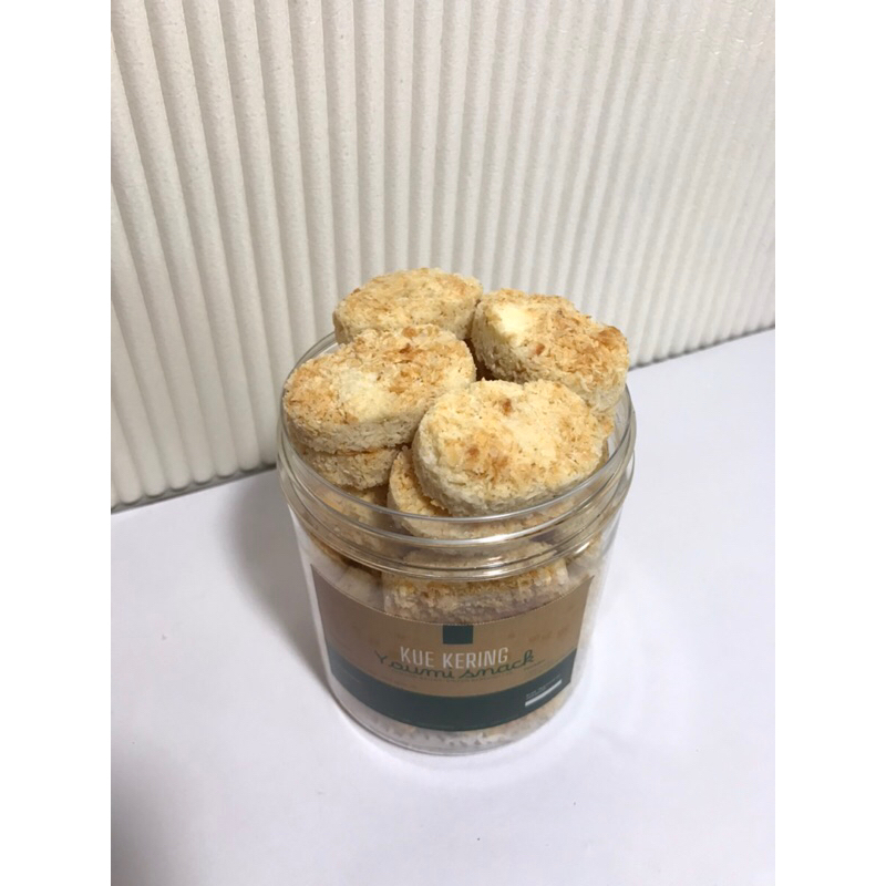 

Kue Sagon / kue lebaran