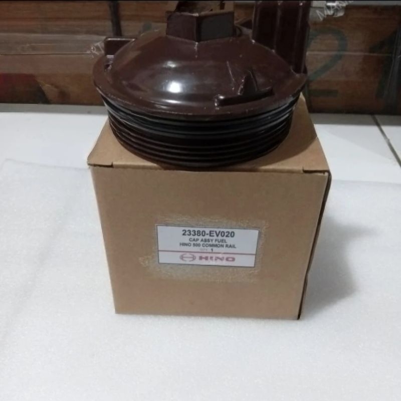 CAP ASSY FUEL TUTUP FILTER COMMONRAIL HINO 500 FM265 FM285 23380-EV020