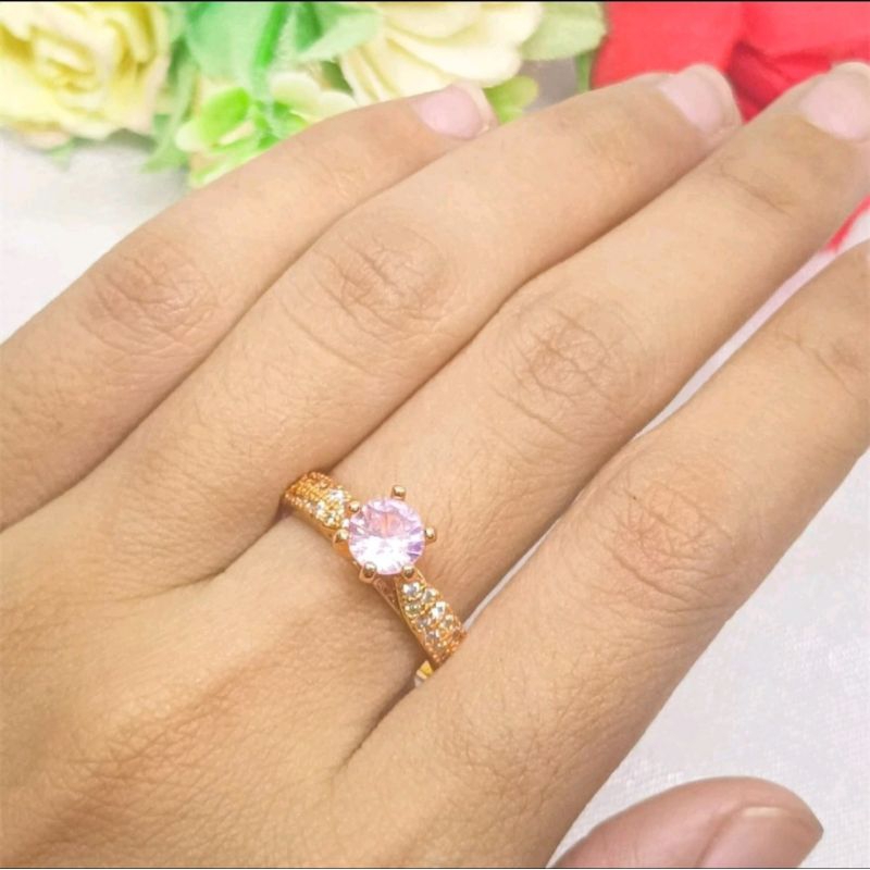 CINCIN TITANIUM WANITA DEWASA MOTIF PERMATA BULAT KECIL