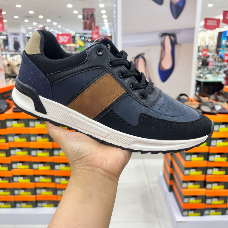 Sepatu Sneakers Pria by Jackson | Sepatu Casual Pria Jackson | Hymn 1