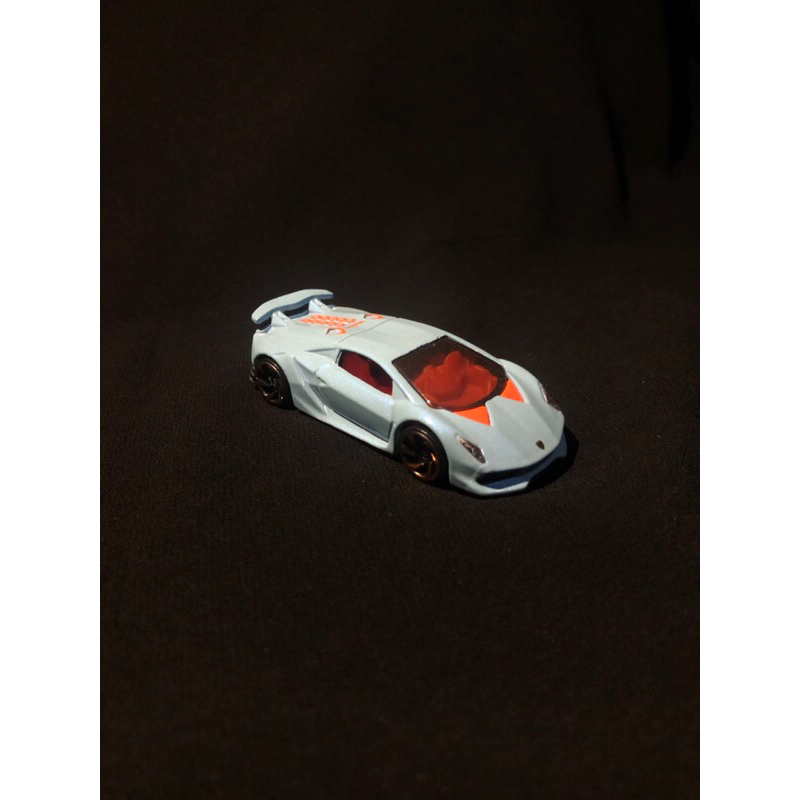 Hot Wheels Loose Lamborghini / Mainan mobil anak-anak
