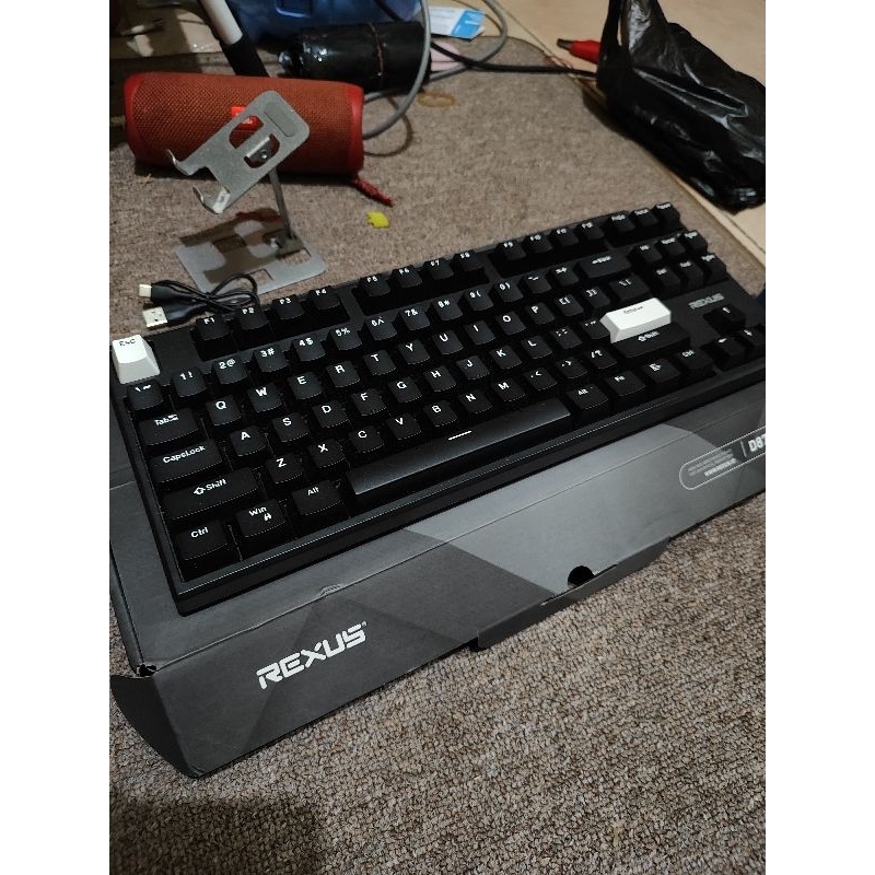 Keycaps Daiva D87 dan Apollo 61 V2 keycaps aja