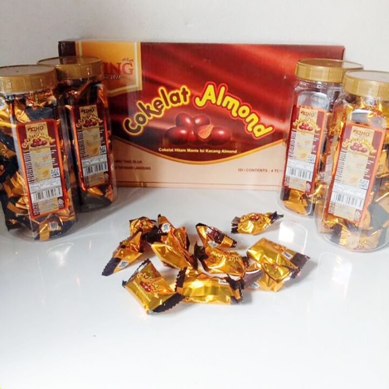 

Coklat Kacang Almond 1 dus isi 4 botol