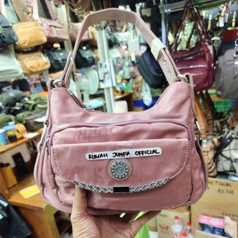 TAS SELEMPANG JUNFA ORIGINAL 8237-358 BAHAN PARASUT WATERPROOF