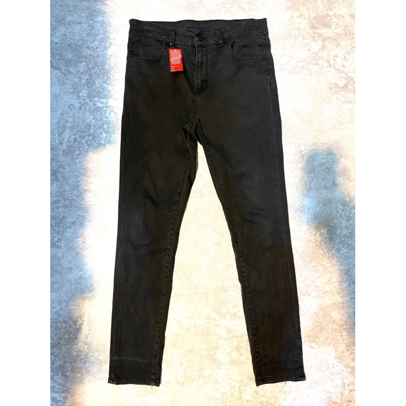 Celana Jeans Carhartt Hitam Second Jeans secondhand