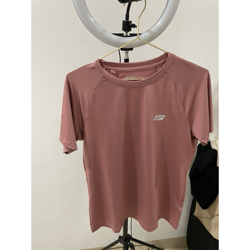 PRELOVED Skechers kaos tangan pendek baju olahraga wanita tshirt sport woman pink mauve short sleeve