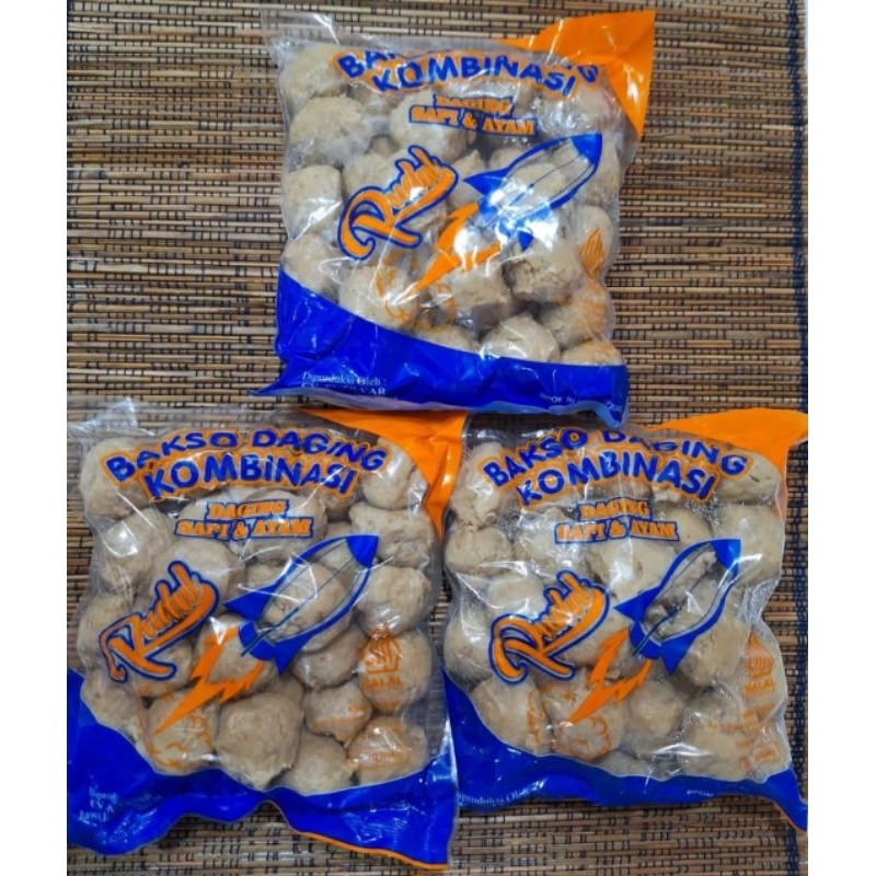 

Bakso Rudal kombinasi Daging ayam dan sapi isi 30biji