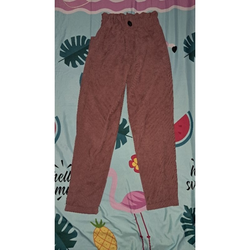 Prelovedd celana panjang dusty pink