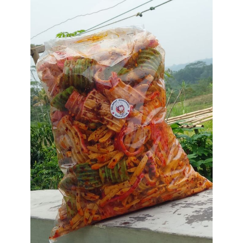 

seblak/basreng kering campur pedas daun jeruk 1kg