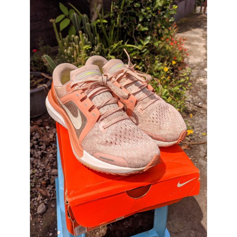 Nike Air Zoom Vomero 16 Women