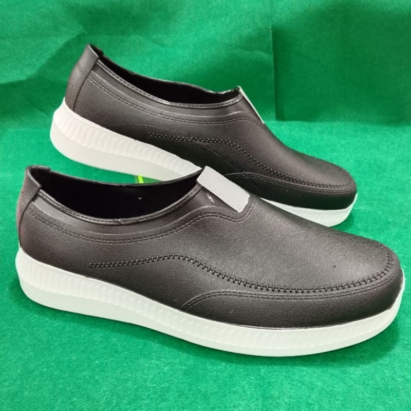 Sepatu Karet Pria/Sepatu ATT Hitam Putih/Sepatu Kerja Pria Tahan Air