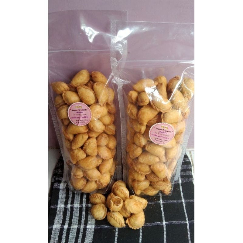 

Pastel kering mini( Pastel mini isi abon ) 500gr