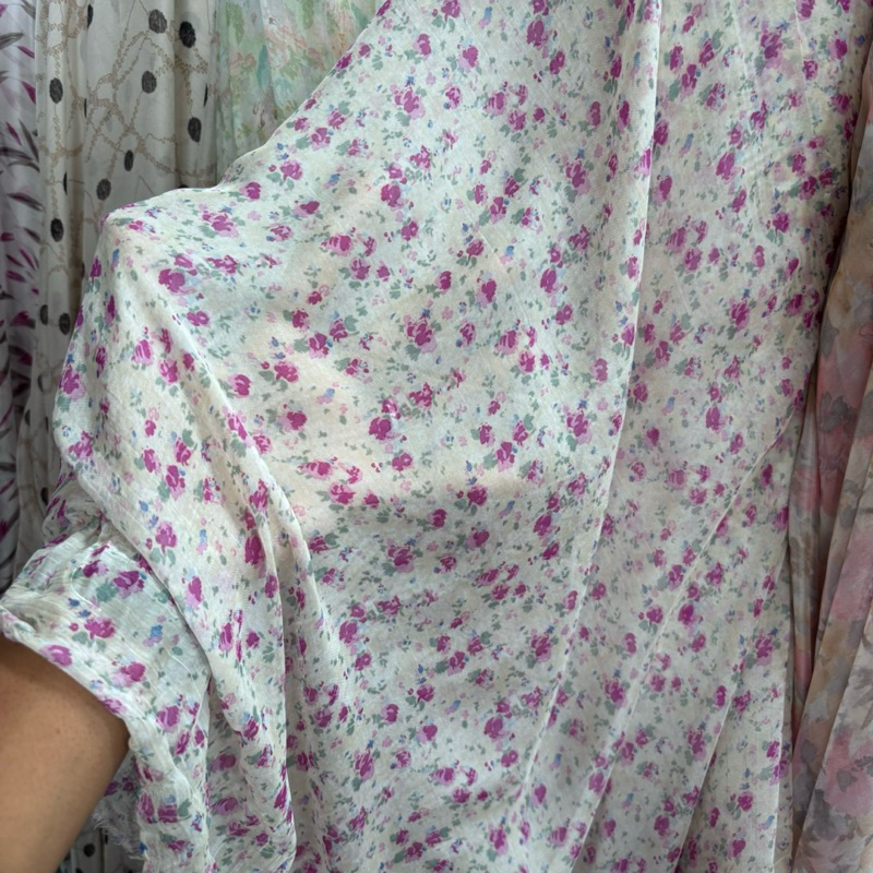 kain Sifon sutra Motif bunga kecil - kain sifon motif bunga kecil - kain sifon premium - kain bahan 