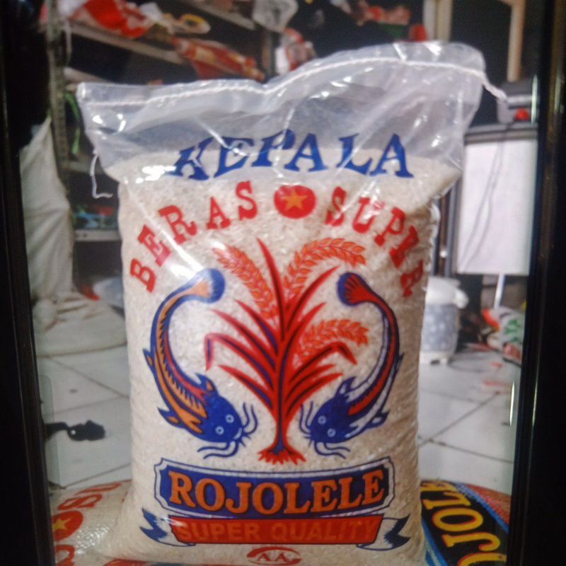 

Beras cap merek Rojolele 5kg