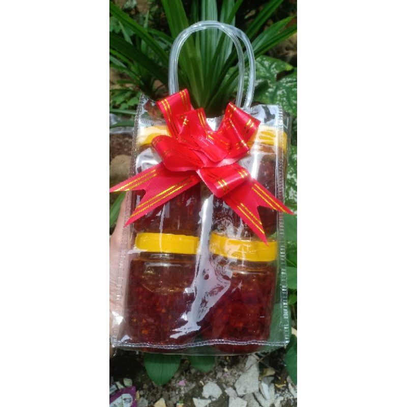 

Paket hampers 4 botol sambal cumi 100ml (400ml)
