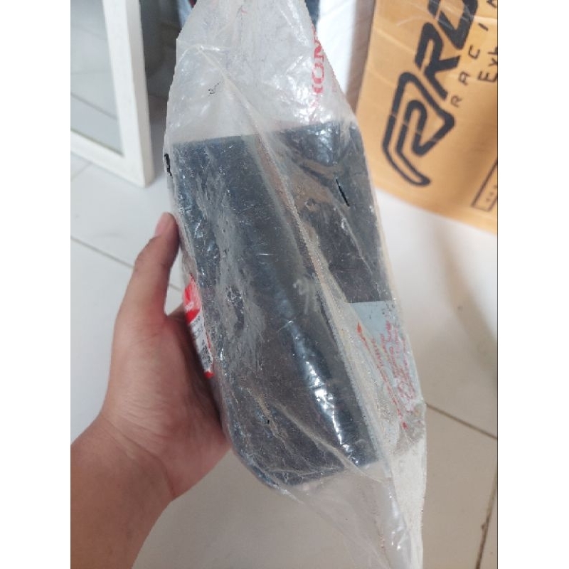 cover battery Vario 125/150 Esp  8125C-K59-A10