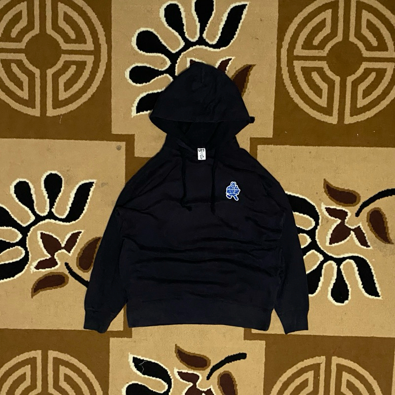Uniqlo UT X Verdy Black Hoodie (Used)