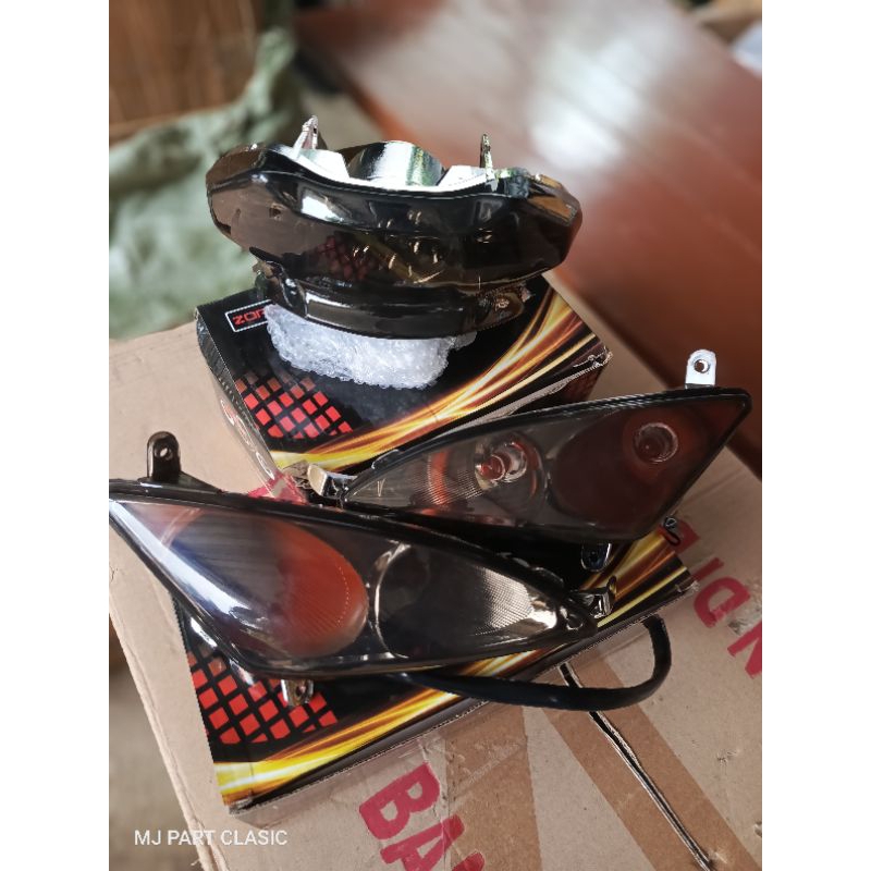 LAMPU BELAKANG MIO SPORTY MIO SMILE LED SMOKE HITAM