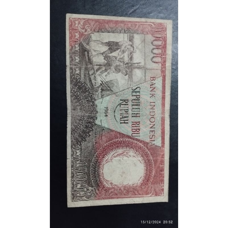 UANG KUNO 10000 RUPIAH PEKERJA MERAH TAHUN 1964