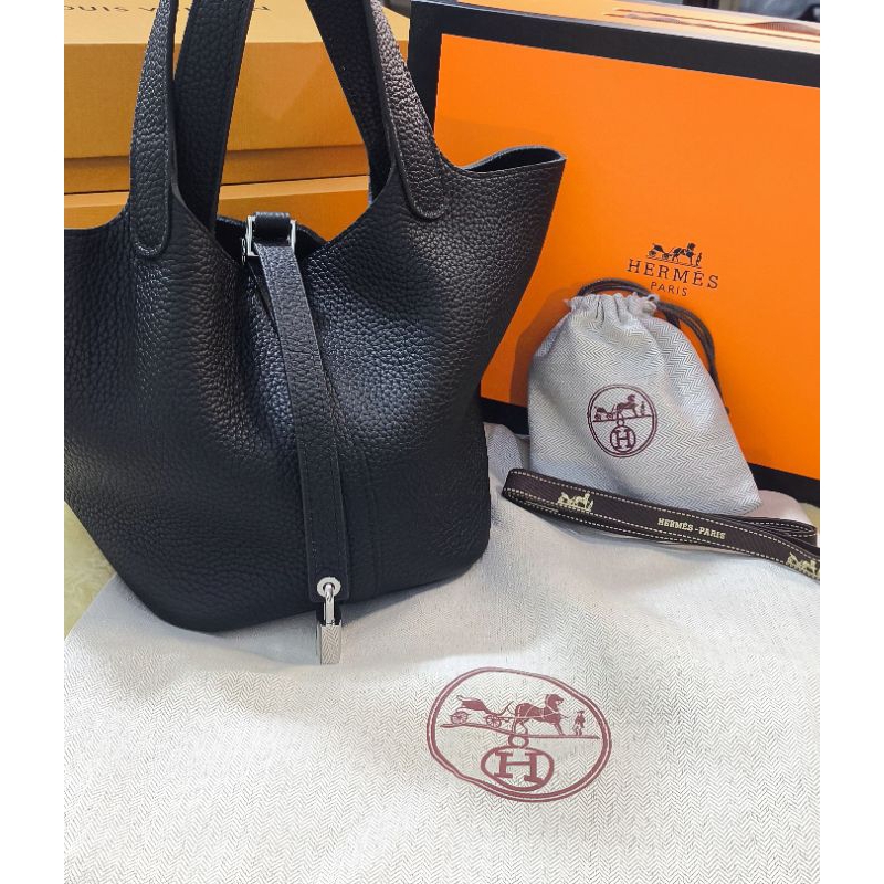 Herman Picotin hitam calfskin leather