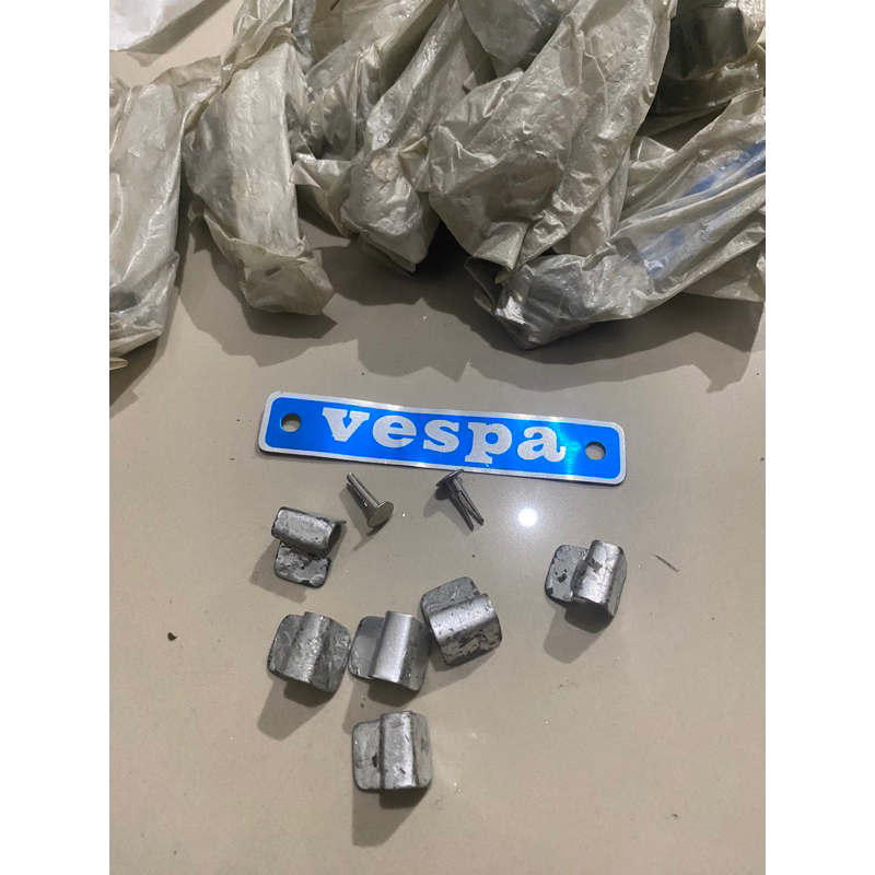 emblem jok vespa / emblem jok depan vespa set