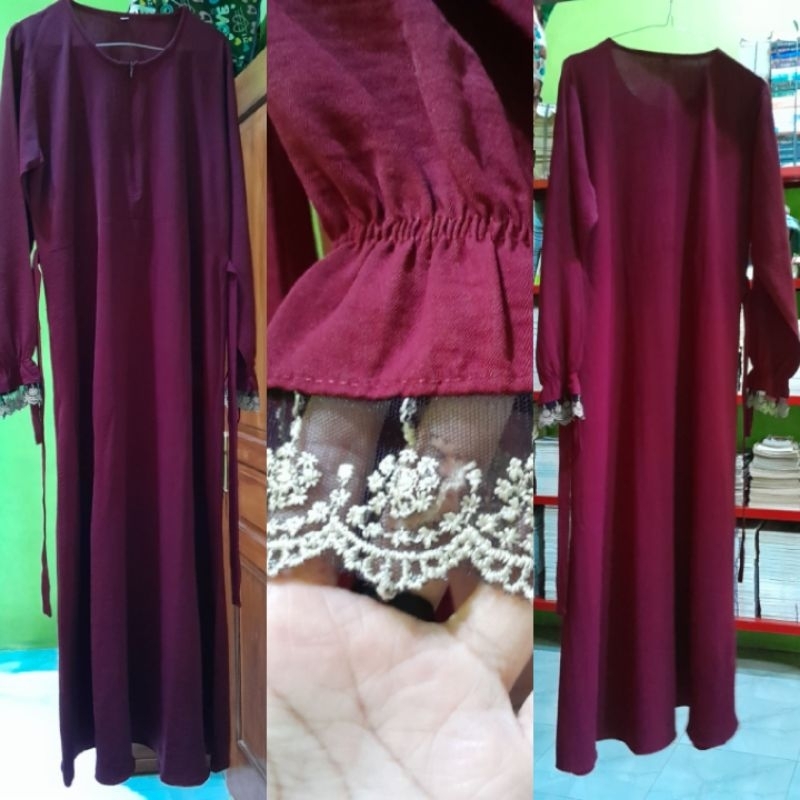 JUAL GAMIS PRELOVED, BEKAS PRIBADI - BAHAN KRINGKEL - GAMIS KRINGKEL WARNA MAROON HIAS RENDA - GAMIS