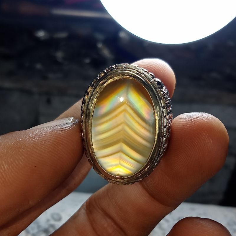 AKIK JUNJUNG DERAJAT HQ WARNA KUNING BIAS PELANGI / NATURAL AGATE IRISH PELANGI ASLI