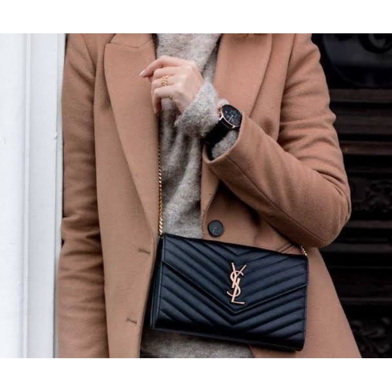 Saint Laurent YSL Wallet on chain / WOC Black Caviar GHW . . Size 22 x 14 x 4 cm . . 20.500.000 Comp