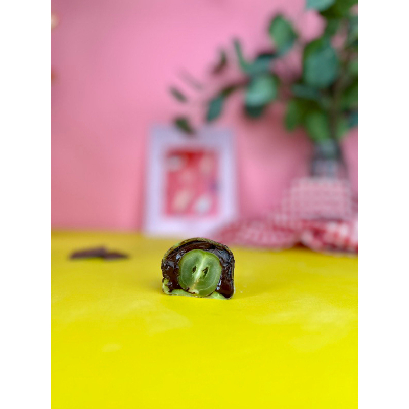 

Mochi Grape Muscat Choco