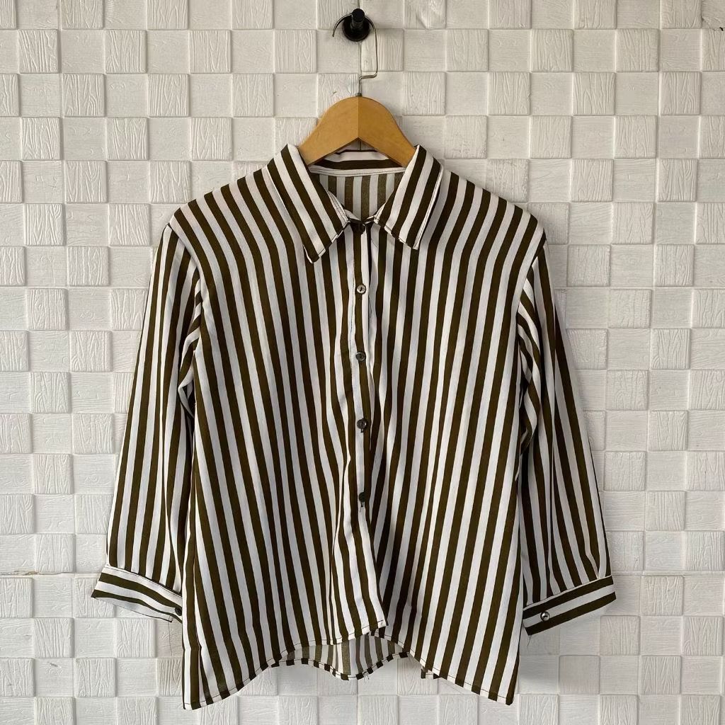 Atasan Kemeja Wanita / Blus Wanita Garis-garis / Kemeja Kerah Salur / Pakaian Wanita / Shabhira16