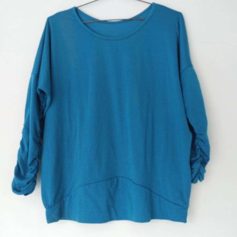 Preloved Kaos Batwing Wanita