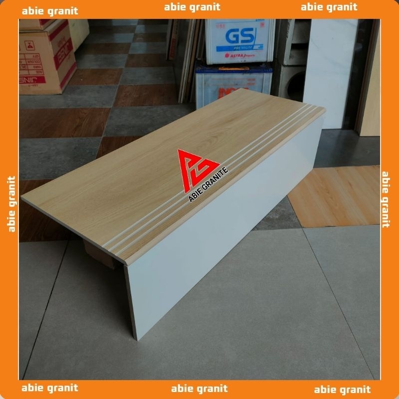 Granit tangga 30x80 dan 20x80 motif kayu xputih platinum