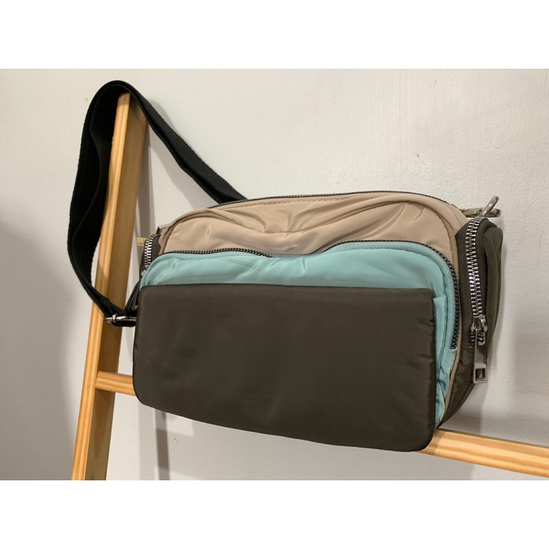 Tas selempang - Merk Alexis